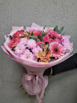 Букет «Малиновый закат»