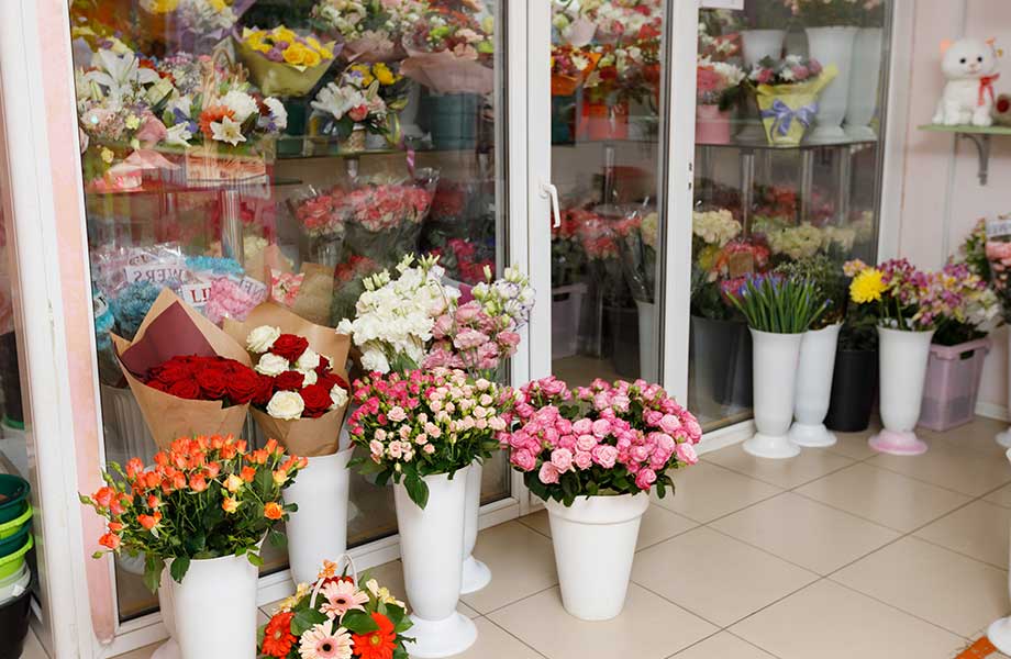 Магазин «Аллея цветов» на Елизарова 8